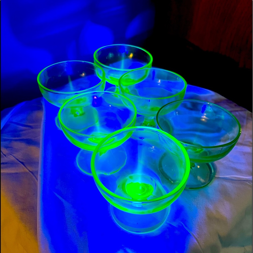 6 antique green vaseline uranium depression glass dessert bowls